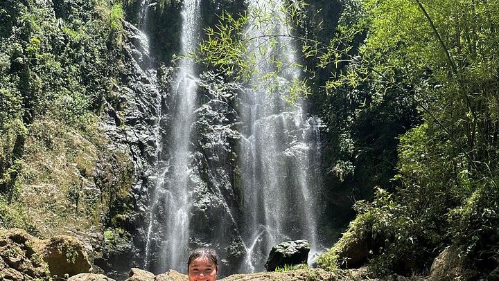Chase Waterfalls: 180-Foot Hidden Waterfall Hike with Life Vests and Fruit Stop (3/12)