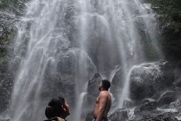 Chase Waterfalls: 180-Foot Hidden Waterfall Hike with Life Vests and Fruit Stop