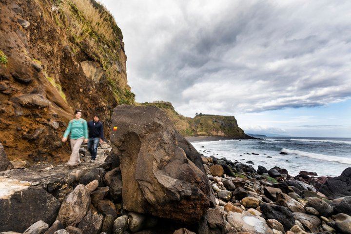Sao Miguel Waterfalls Day Tour by Electric Van, Max 8 Guests, Picnic Lunch (1/12)