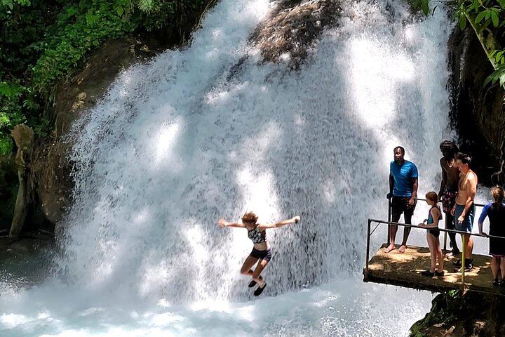 Chuck Norris Secret Falls and Dunn's River Falls Day Tour with Entrance Fees Included (8/9)