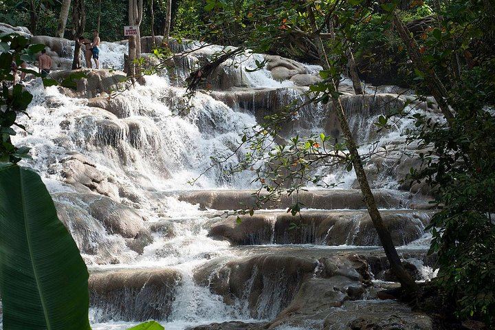 Chuck Norris Secret Falls and Dunn's River Falls Day Tour with Entrance Fees Included (2/9)
