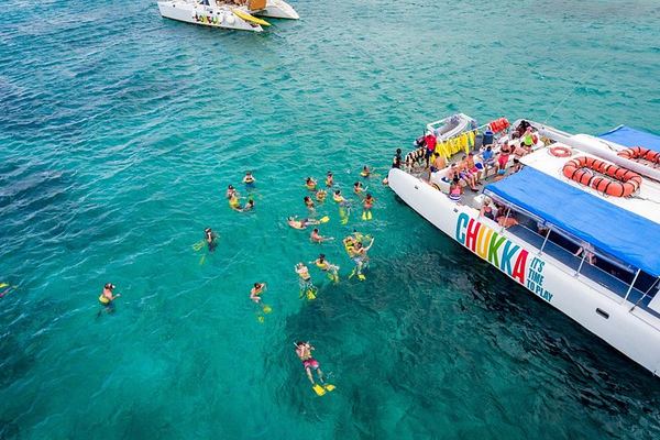 Dunn's River Falls Catamaran Cruise with Reef Snorkel and Rum Punch Party