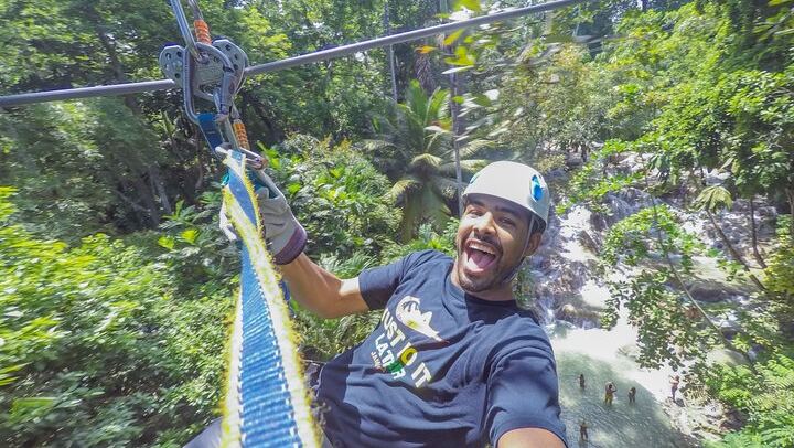 Dunn's River Falls Catamaran, Zipline and Snorkel Day with Chukka, Ocho Rios (3/11)