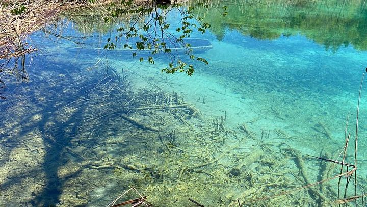 Plitvice Lakes Private Tour with Licensed Driver-Guide in a Blue Van from Zadar (1/8)