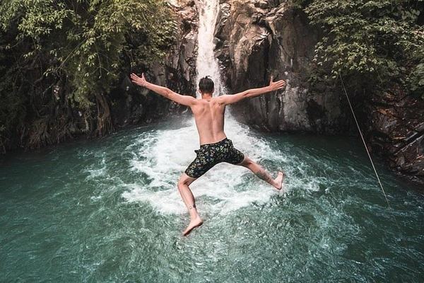 Aling Aling Cliff Jumping and Sliding: Three Hours from the Sambangan Meeting Point
