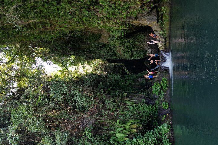 Aling Aling Cliff Jumping and Sliding: Three Hours from the Sambangan Meeting Point (2/6)