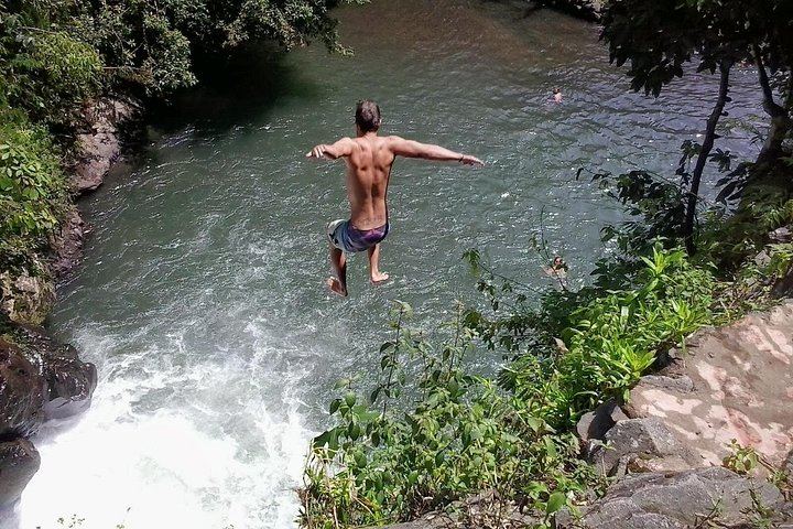 Aling Aling Cliff Jumping and Sliding: Three Hours from the Sambangan Meeting Point (3/6)