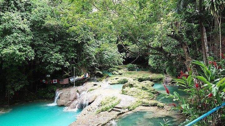 Half-Day Blue Hole and River Rafting Trip from Ocho Rios in an Air-Conditioned Minivan (3/7)