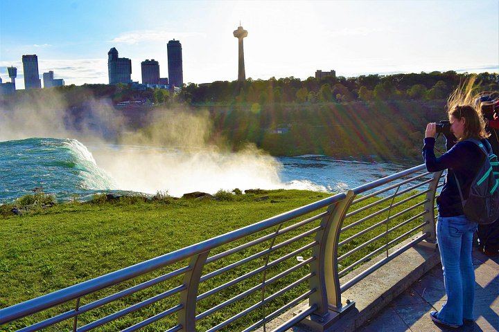 Niagara Falls State Park Guided Walk from SPoT: Terrapin Point and Maid of the Mist (7/10)