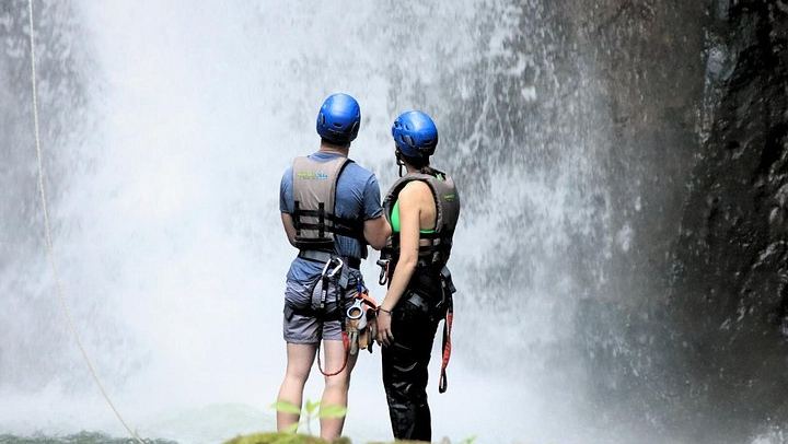 Pure Trek Rainforest Falls Combo: Waterfall Rappel, Jumps and Lunch, La Fortuna (2/12)