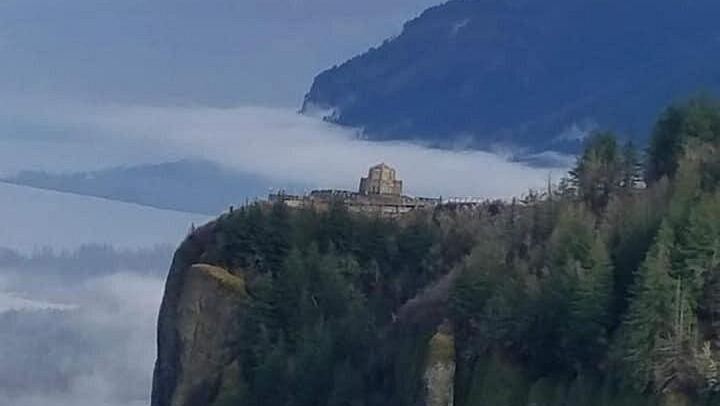 Family-Run Columbia Gorge Waterfall Tour: Multnomah, Latourell, Vista House (4/5)