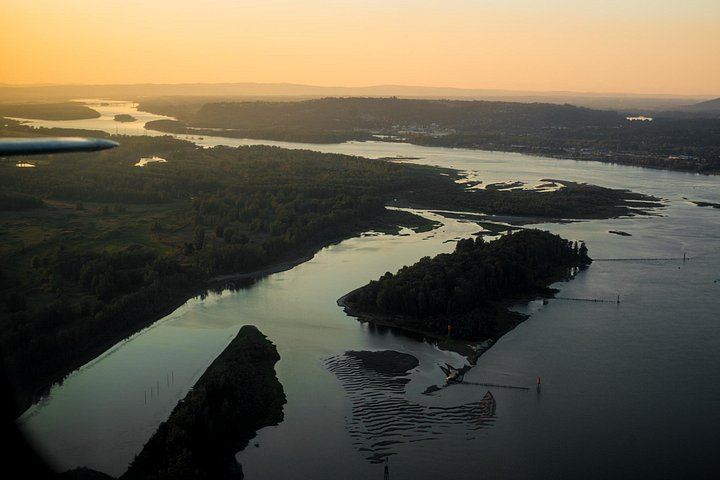Multnomah Falls and Columbia Gorge Scenic Flight from Troutdale by Envi Adventures (4/12)