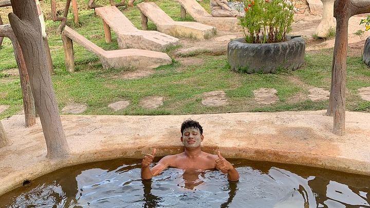 Llanos del Cortés Waterfall, Bijagua Sloths and Miravalles Volcano Hot Springs Mud Day (4/12)