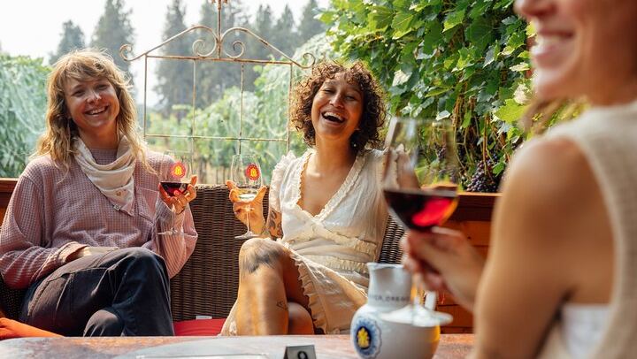 Mt. Hood and Gorge Waterfalls Day Tour with Two Vineyards, Lunch and Wine (4/12)