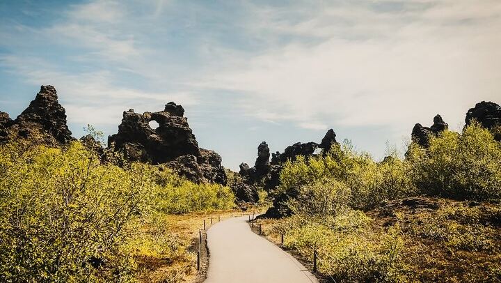 Cruise Small Group from Akureyri: Godafoss, Myvatn Craters, Hverir and Dettifoss Hike (3/12)