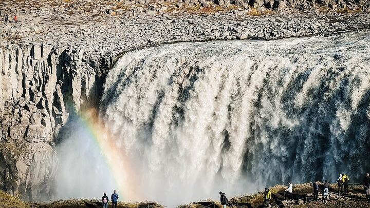 Cruise Small Group from Akureyri: Godafoss, Myvatn Craters, Hverir and Dettifoss Hike (1/12)