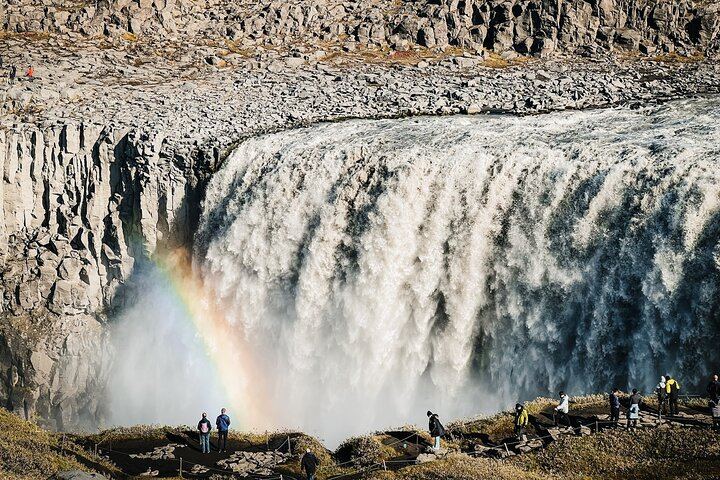 Cruise Small Group from Akureyri: Godafoss, Myvatn Craters, Hverir and Dettifoss Hike (1/12)