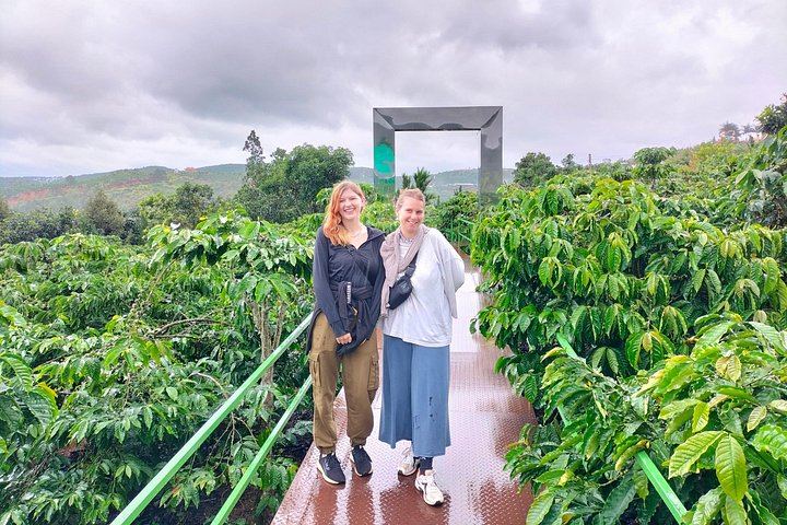 Da Lat Waterfalls Tour for Six: Datanla, Pongour, Elephant Falls, Bee and Cricket Farms (10/12)