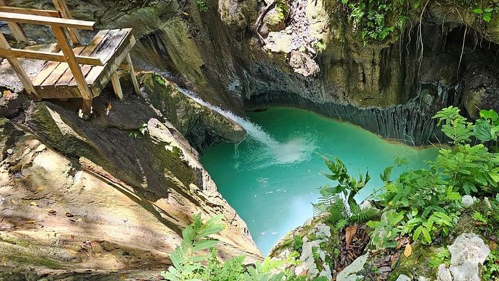 Damajagua 7 Waterfalls with Ramón's Tours, Private A/C Pickup from Amber Cove or Hotel (1/12)