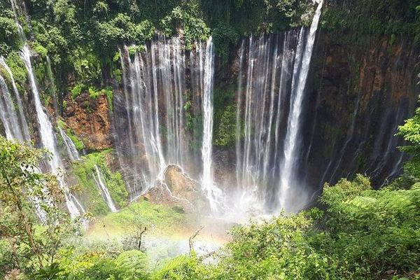 Tumpak Sewu and Goa Tetes Trekking Day Tour from Malang for Fit Travelers, Max 5