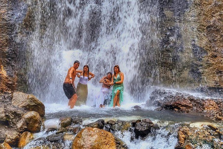 Tumpak Sewu Waterfall and Tetes Cave Day Tour from Surabaya, Private Car and Guide (1/5)