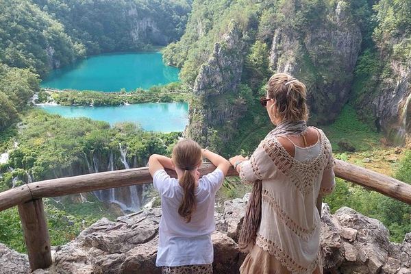 Plitvice Lakes Day Trip from Split with Local Lunch After the Walk