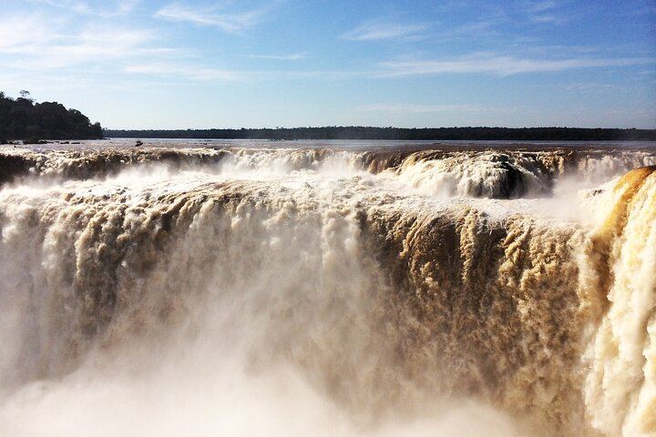 Iguassu Falls from Foz do Iguacu: Argentine Upper Circuit, Optional Brazil Side (9/11)