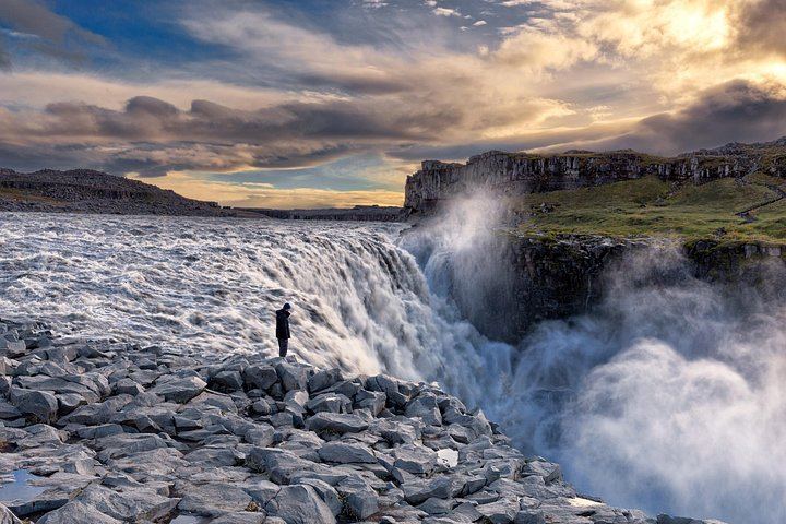Diamond Circle from Akureyri: Godafoss, Dettifoss, Asbyrgi and Husavik with Lunch Pack (1/9)