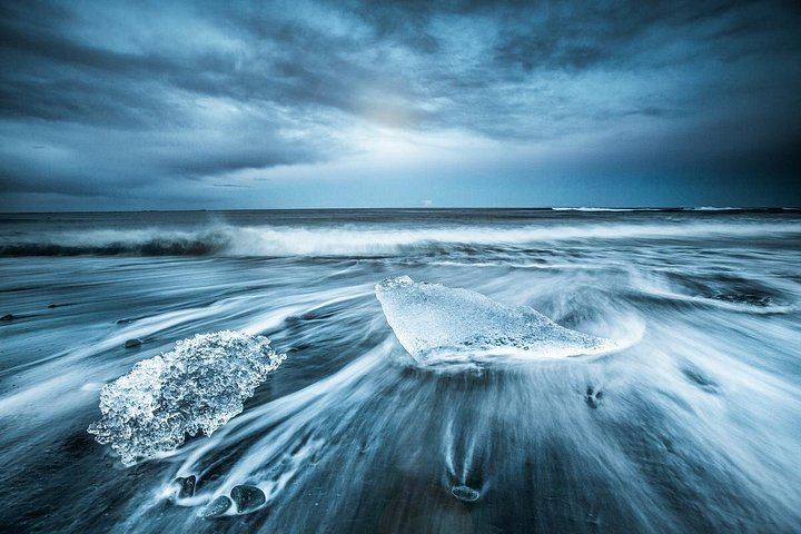 South Coast Day Tour from Reykjavik to Jokulsarlon Lagoon, Diamond Beach and Vik (10/12)