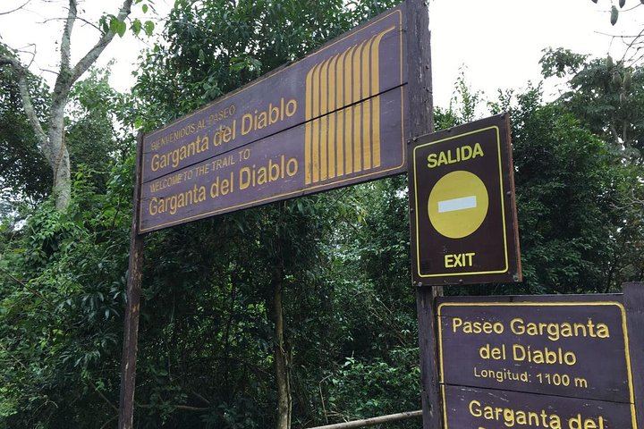 2-Day Iguazu Falls Tour with Jungle Train, Devil's Throat Walkway and Brazilian Trail (4/7)
