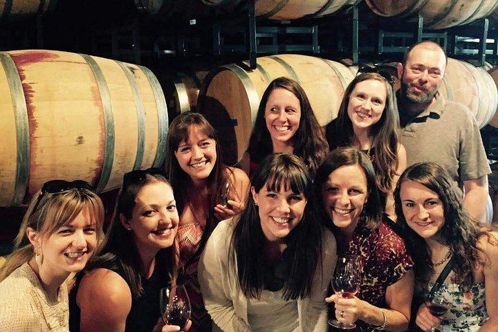 Columbia Gorge Waterfalls and Hood River Wine Tasting Afternoon Tour, Portland (5/12)