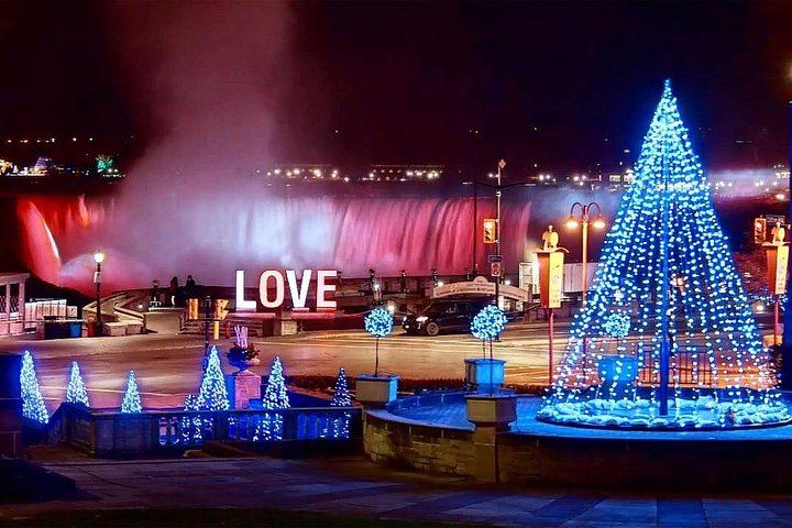 Toronto Winter Festival of Lights Bus Tour to Niagara Falls with Floral Clock and Chapel (5/12)