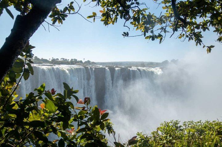 Victoria Falls Zambia Tour with Boiling Pot, Knife Edge Bridge, Snacks and Parking Fees (6/7)