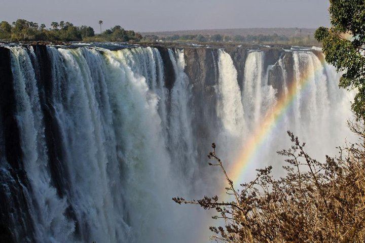 Victoria Falls Zambia Tour with Boiling Pot, Knife Edge Bridge, Snacks and Parking Fees (7/7)