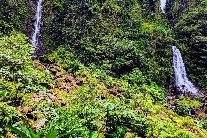 Middleham Falls Hike, Ti Tou Gorge Swim and Ti Kwen Glo Cho Hot Springs Day Tour (10/10)
