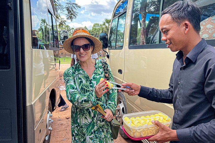 Kulen Mountain, Beng Mealea and Kampong Phluk Full-Day Tour, Entrance Fees Not Included (12/12)