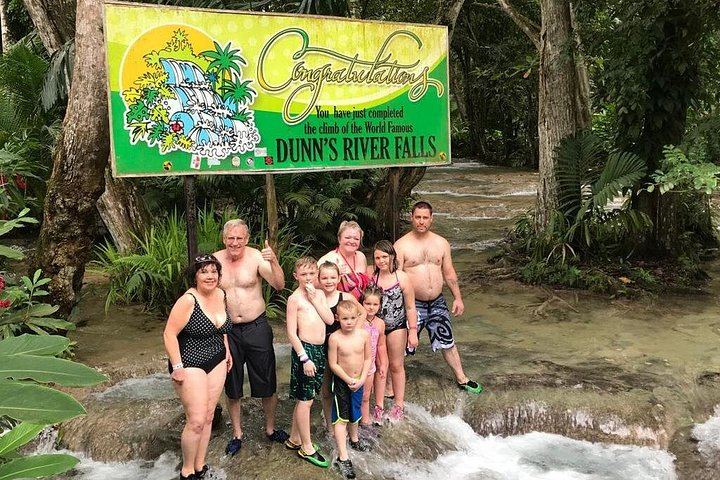 Dunn's River Falls Climb and White River Tubing with Jerk Lunch Stop, Ocho Rios (3/12)