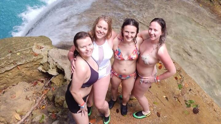 Half-Day Dunn's River Falls and Blue Hole Combo from Ocho Rios and Runaway Bay (4/5)