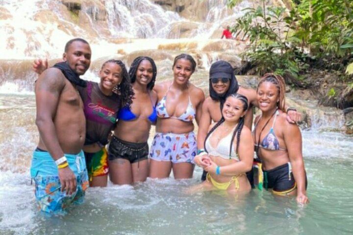 Montego Bay to Dunn's River Falls and Blue Hole with Hotel Pickup and Rose Hall Stop (5/12)