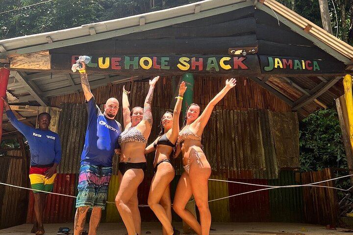 Montego Bay to Dunn's River Falls and Blue Hole with Hotel Pickup and Rose Hall Stop (10/12)