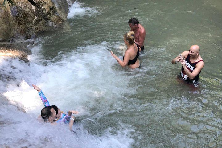 Dunn's River Falls Guided Climb and Beach Swim from Montego Bay (5/7)