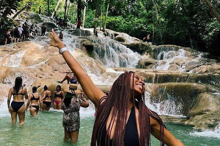 Dunn's River Falls Half-Day Tour with Premier Transfers and Tours, Montego Bay (1/12)