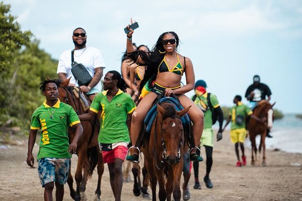 Dunn's River Falls Climb and Horseback Ride into the Sea, Montego Bay Pickup