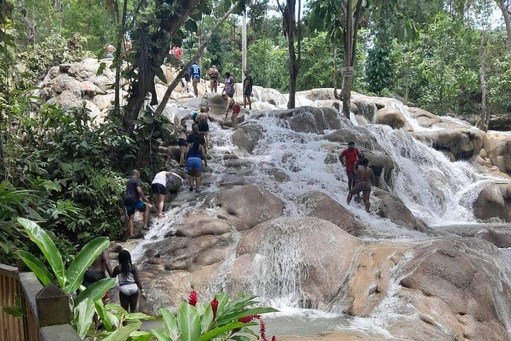 Dunn's River Falls and Rio Nuevo Bamboo River Rafting Combo, Ocho Rios (7/8)