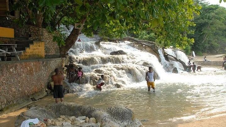 Dunn's River Falls Shore Excursion with Jerk Lunch Option from Ocho Rios (1/6)