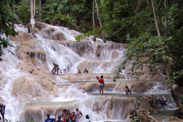 Private Dunn's River Falls and Blue Hole Tour from Ocho Rios Cruise Port or Hotels