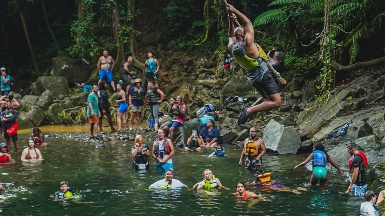 El Yunque Guided Hike: Two Waterfalls, Rope Swings and Roundtrip Transport (1/7)