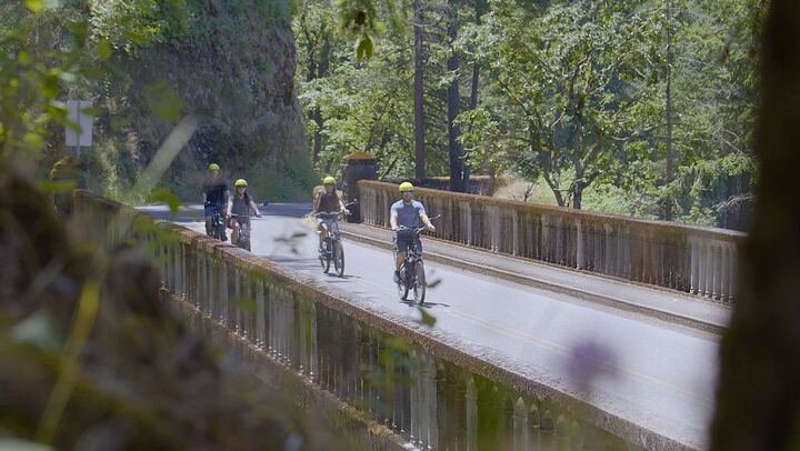 Self-Guided Multnomah Falls E-Bike Rental Tour to Gorge Waterfalls, 3.5 Hours (2/12)