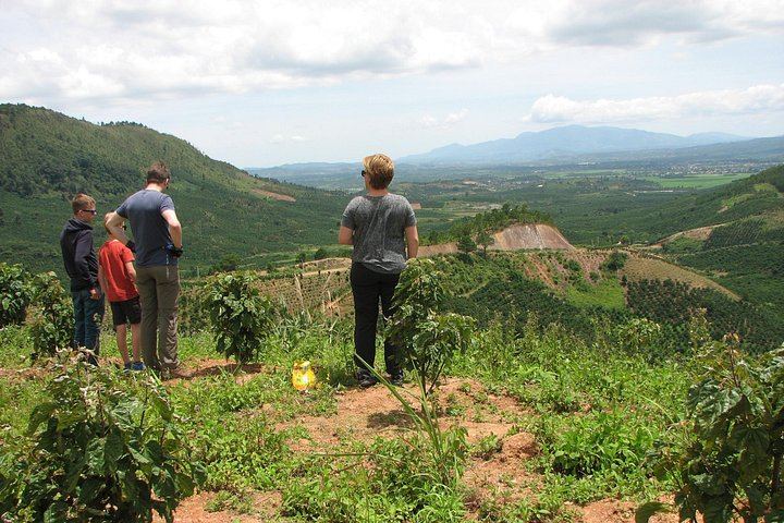 Dalat Easy Rider Countryside Tour: Pongour Falls, K'Ho Village, Silk and Coffee (7/12)
