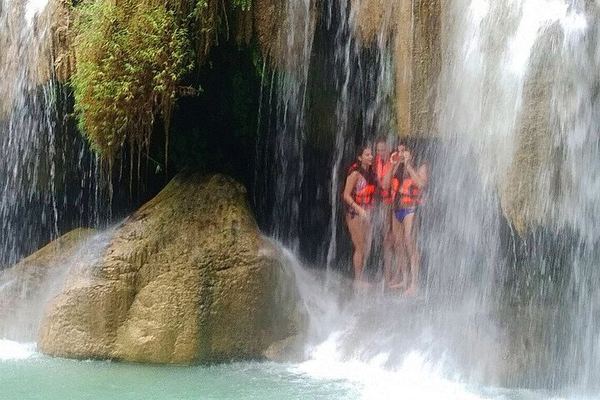 Private Erawan Falls, Wat Tham Khao Pun and Long-Tail Boat Day Tour, VIP Van Option